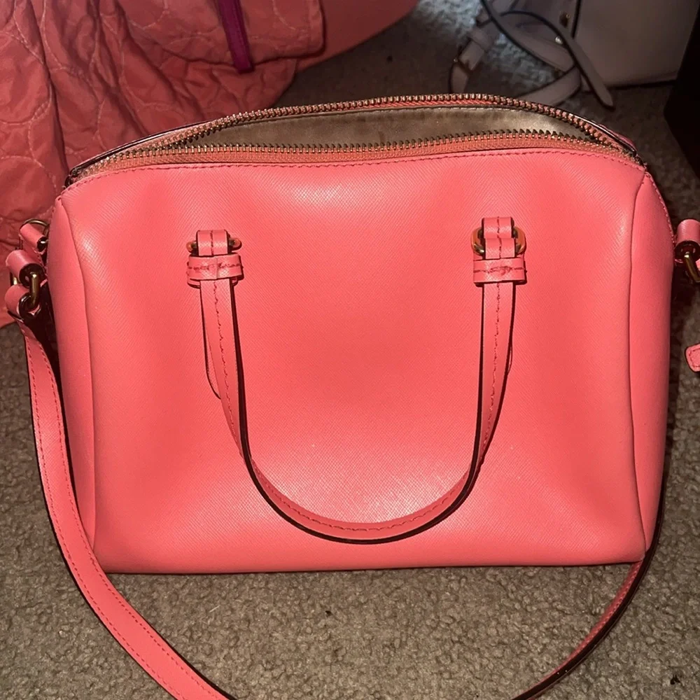 Coach-coral pink- great condition - Picture 3 of 3